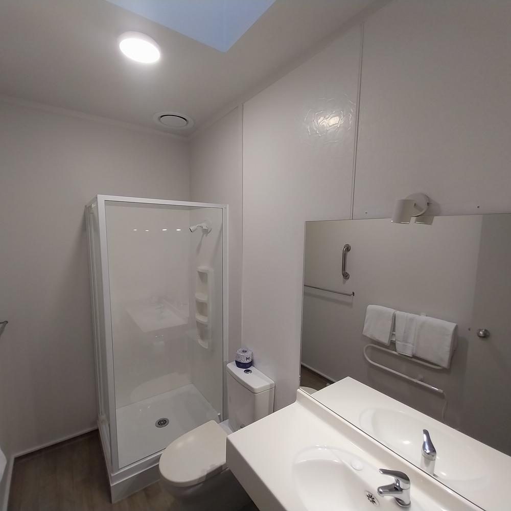 Top Floor 1-Bedroom
